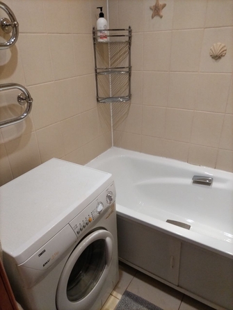
  Продам 4-комн. квартиру, 83 м², Ладо Кецховели ул, д. 39
. Фото 15.