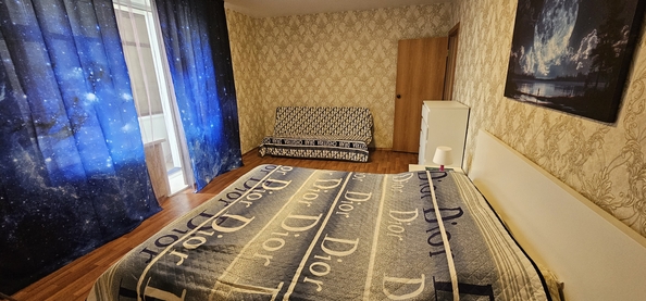 
  Сдам посуточно 2-комн. квартиру, 60 м², Киренского ул, д. 41
. Фото 2.