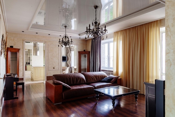 
  Продается 4-комн. квартира, 147 м², Менжинского ул, д. 10д
. Фото 11.