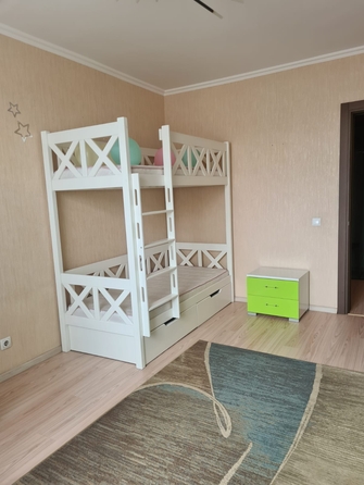 
  Сдам 3-комн. квартиру, 89 м², Алексеева ул, д. 29
. Фото 9.