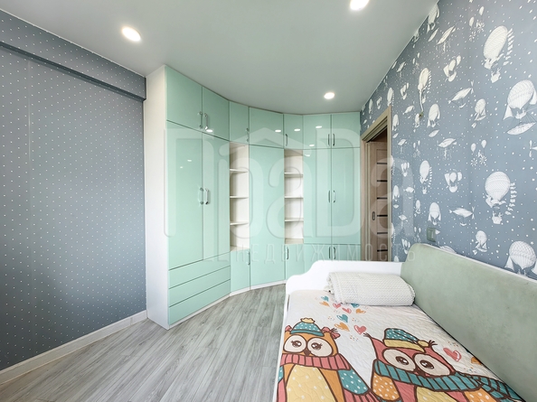 
  Продам 3-комн. квартиру, 70 м², Караульная ул, д. 40
. Фото 17.
