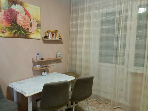 
  Продам 2-комн. квартиру, 55.1 м², Свердловская ул, д. 137
. Фото 3.
