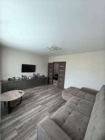 
  Продам 2-комн. квартиру, 54.4 м², 9 Мая ул, д. 15
. Фото 2.