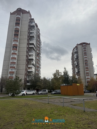 
  Продается 4-комн. квартира, 99 м², Весны ул, д. 20
. Фото 1.
