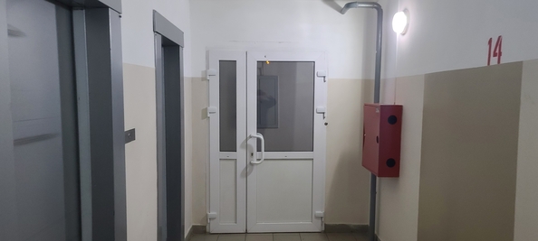 
  Продам 4-комн. квартиру, 132.4 м², Воронова ул, д. 14и
. Фото 38.
