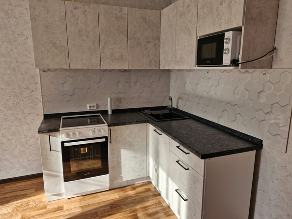 
  Сдам 1-комн. квартиру, 43 м², Калинина ул, д. 185
. Фото 8.
