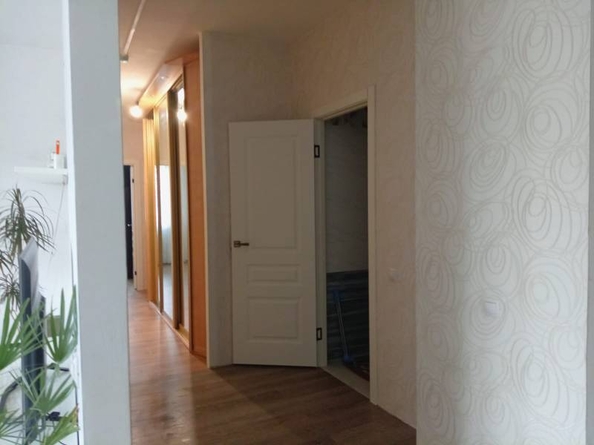 
  Продам 3-комнатный апартамент 90 м², в ЖК Золотое сечение, дом 1. Фото 5.