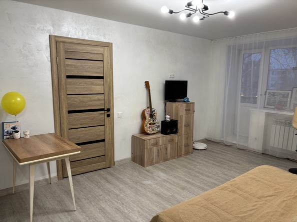 
  Продам 2-комн. квартиру 39.9 м². Фото 11.