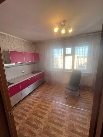 
  Сдам 2-комн. квартиру 65 м². Фото 6.