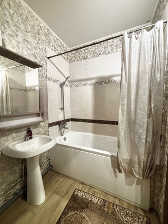 
  Продам 2-комн. квартиру 64 м², в ЖК Перья, дом 1. Фото 11.