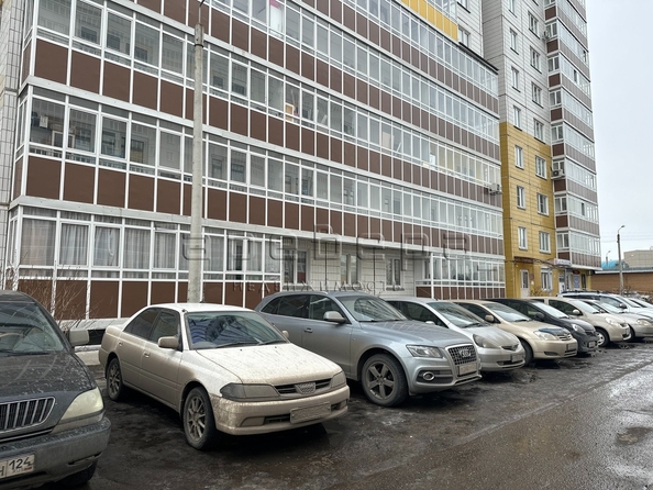 
  Продам 3-комн. квартиру 65.5 м², в ЖК Иннокентьевский, 3 мкр дом 6. Фото 33.