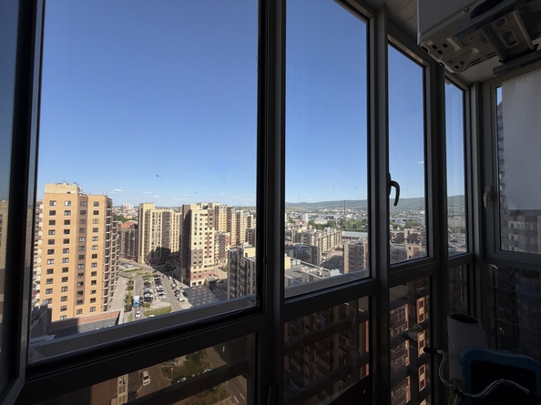 
  Продам 3-комн. квартиру 82.5 м², в ЖК Южный берег, дом 18. Фото 35.