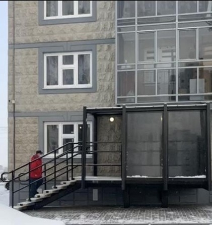 
  Продается универсальное помещение 94.2 м², в ЖК Курчатова, дом 8 строение 1. Фото 1.