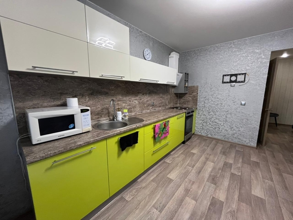 
  Сдам 1-комн. квартиру 45 м². Фото 1.