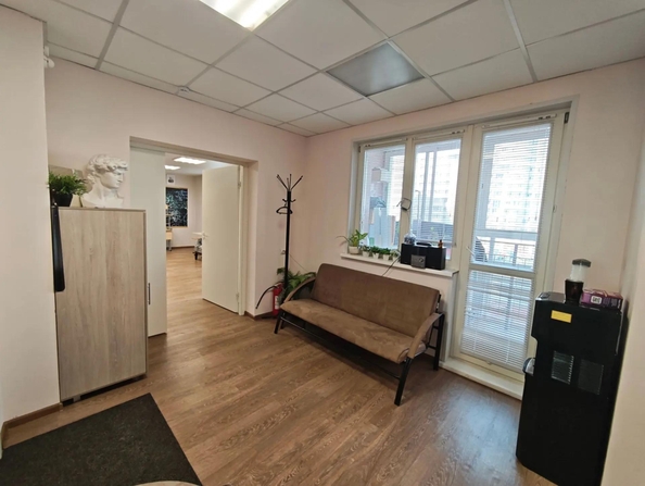 
  Сдам офис 25 м², в ЖК Слобода Весны, блок-секция 7. Фото 3.