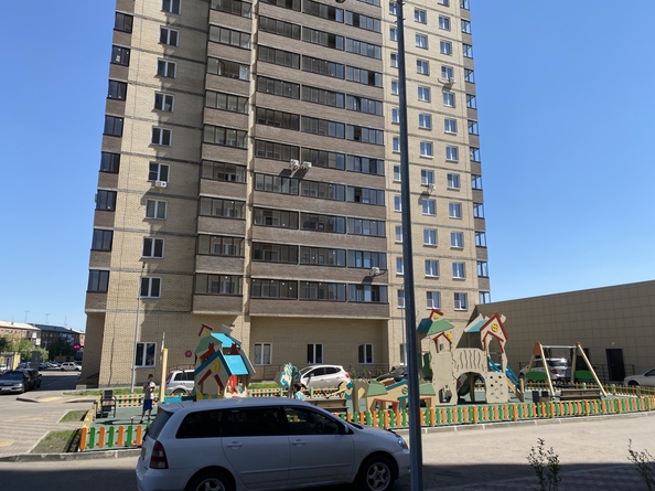
  Продам 2-комнатный пентхаус 55.82 м², в ЖК АЭРО, дом 1. Фото 3.