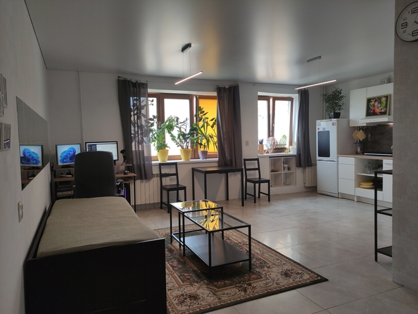 
  Продам 3-комн. квартиру 66.8 м². Фото 23.