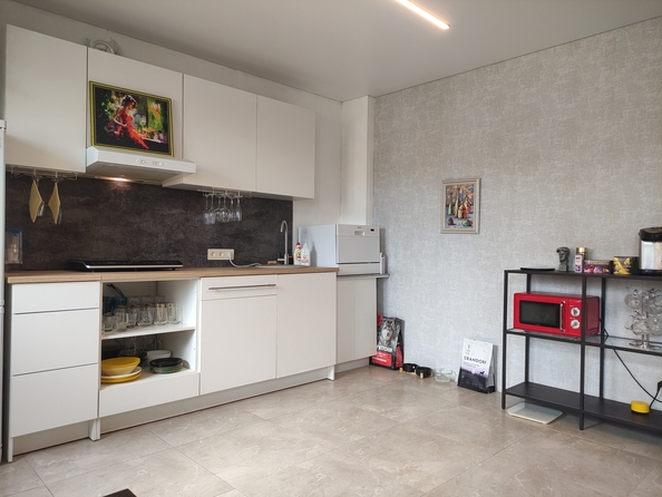 
  Продам 3-комн. квартиру 66.8 м². Фото 37.