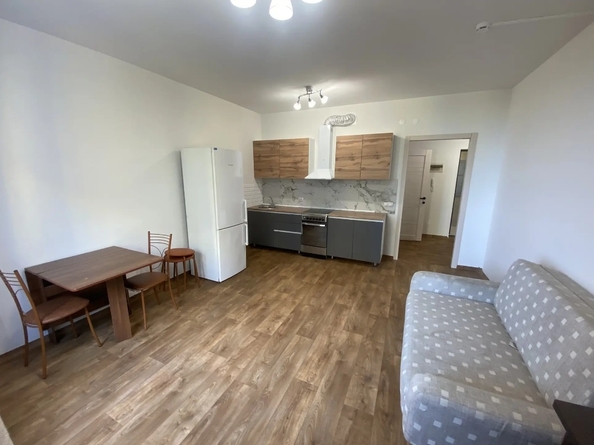 
  Сдается 1-комн. квартира 45 м². Фото 1.