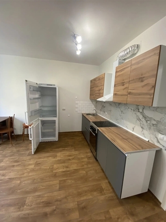 
  Сдается 1-комн. квартира 45 м². Фото 2.