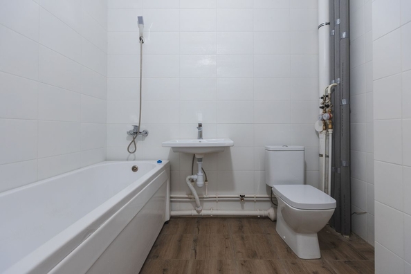 
  Продается 2-комн. квартира 52.8 м², в ЖК Прогресс-квартал Перемены, дом 3. Фото 6.