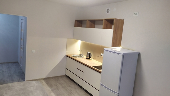 
  Сдам 1-комн. квартиру 42 м². Фото 1.