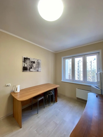 
  Продается 3-комн. квартира 67.6 м², в ЖК Кедр, дом 10. Фото 4.