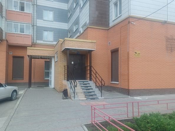 
  Продам 2-комн. квартиру 54.9 м², в ЖК Иннокентьевский, 3 микрорайон дом 5. Фото 35.