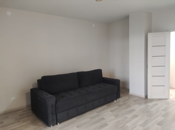 
  Сдам 2-комн. квартиру 62.4 м². Фото 3.