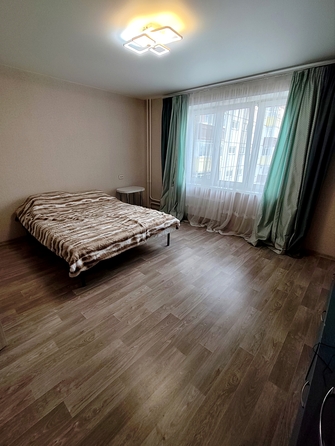 
  Сдается 1-комн. квартира 40.4 м². Фото 1.