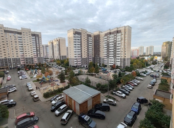 
  Продам 3-комн. квартира 77.5 м², в ЖК Покровский, 3 мкр дом 15. Фото 18.