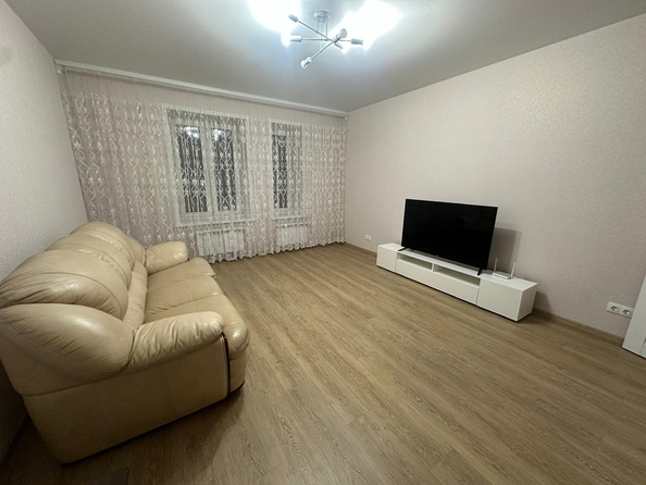 
  Сдам 2-комн. квартиру 68 м². Фото 2.