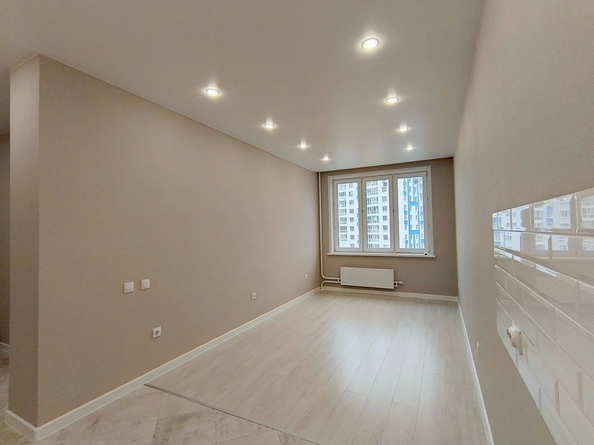 
  Продам 3-комн. квартира 56 м², в ЖК Тихие зори, дом Панорама корпус 1. Фото 7.