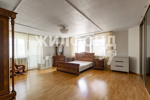 
   Продам 3-комнатную, 179.8 м², Партизанская ул, 83

. Фото 17.