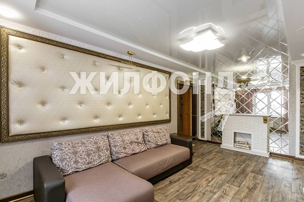 
   Продам 3-комнатную, 70.5 м², Малахова ул, 101

. Фото 1.