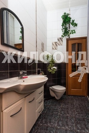
   Продам дом, 480 м², Барнаул

. Фото 4.