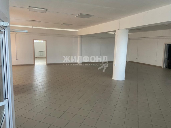 
   Продам помещение свободного назначения, 452 м², Интернациональная ул, 1

. Фото 4.