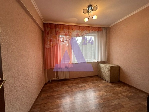 
   Продам 4-комнатную, 86 м², Георгия Прибыткова ул, 2/2

. Фото 10.