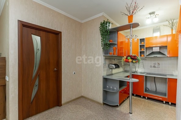 
   Продам 3-комнатную, 75.9 м², Петра Сухова ул, 70Б

. Фото 7.