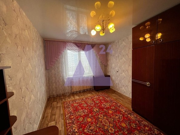 
   Продам 3-комнатную, 65.9 м², Гущина ул, 165

. Фото 10.