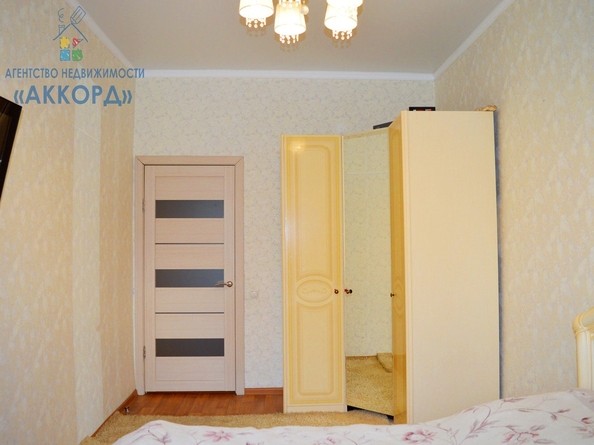 
   Продам 3-комнатную, 80.8 м², Ленинградская ул, 89

. Фото 12.