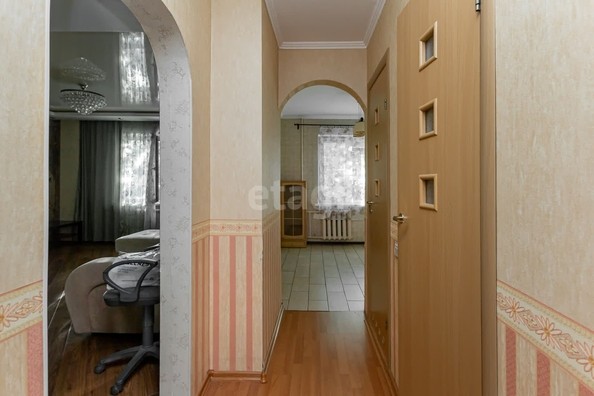 
   Продам 3-комнатную, 63 м², Юрина ул, 204А

. Фото 2.