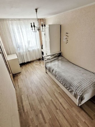 
   Продам 2-комнатную, 44 м², Антона Петрова ул, 182

. Фото 2.