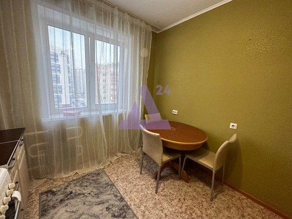 
   Продам 3-комнатную, 72 м², Сергея Семенова ул, 7

. Фото 3.