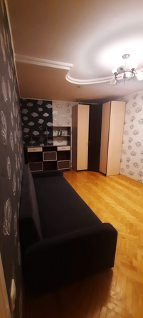 
   Продам 1-комнатную, 46.7 м², Короленко ул, 91

. Фото 2.