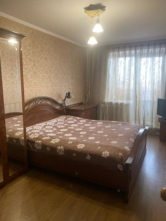 
   Продам 4-комнатную, 73 м², 48-й кв-л (Дружба снт), к В

. Фото 5.