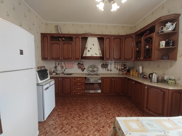 
   Продам 3-комнатную, 120.1 м², Партизанская ул, 132

. Фото 2.