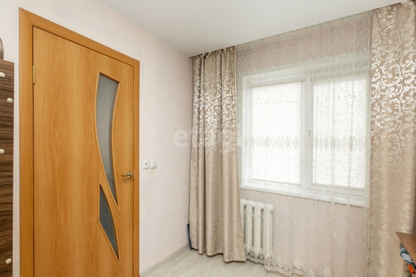 
   Продам 3-комнатную, 57 м², Юрина ул, 114

. Фото 3.