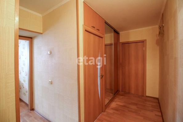 
   Продам 2-комнатную, 39.1 м², Панфиловцев ул, 4к2

. Фото 2.