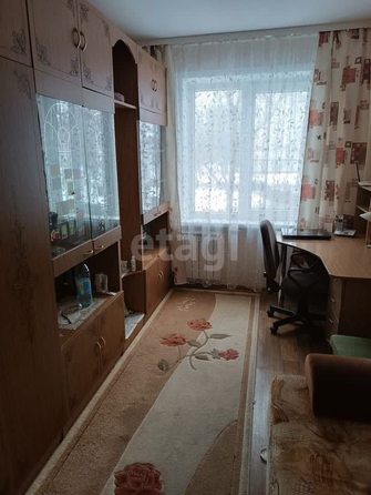 
   Продам 4-комнатную, 77 м², Юрина ул, 246

. Фото 2.